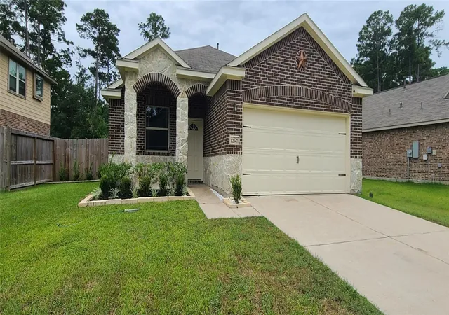 Photo 3 of Single family home for sale at 12147 La Salle River Rd, Conroe, TX 77304 | MLS# 78416442 | Listing updated on 2026-08-19