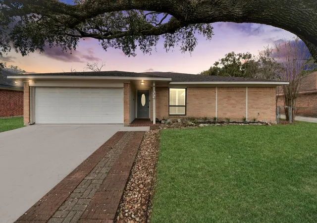1st image of 5838 Silver Forest Dr, Houston, TX 77092 | MLS# 85002407