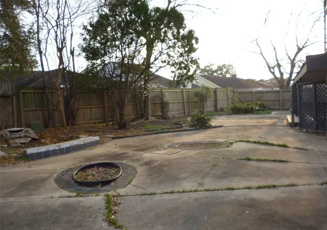 32nd image of 11003 Colebrook Dr, Houston, TX 77072 | MLS# 31592242