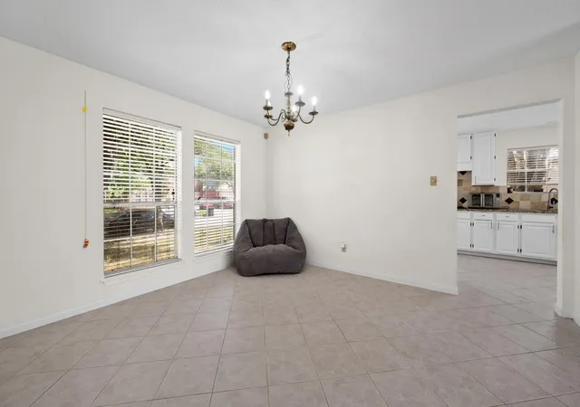 Photo 3 of Single family home for sale at 7306 Oak Walk Dr, Humble, TX 77346 | MLS# 39468907 | Listing updated on 2026-09-18