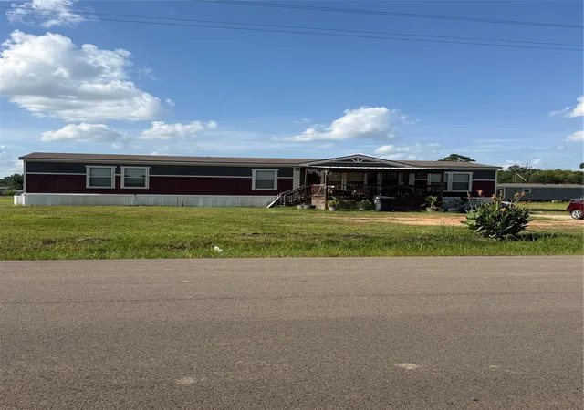 Single family home for sale at 15541 Schank Rd, Conroe, TX 77306 | MLS# 51567732