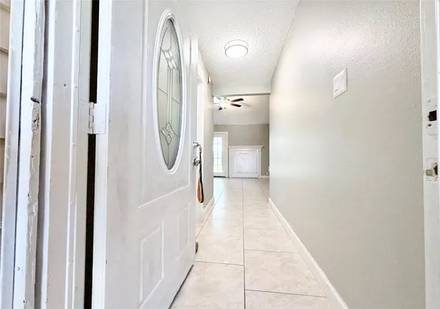 Photo 3 of Single family home for sale at 527 Slumberwood Dr, Houston, TX 77013 | MLS# 6391296 | Listing updated on 2026-08-26