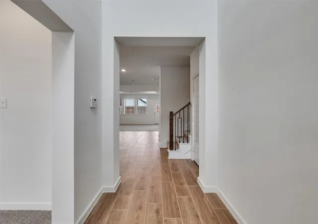 Photo 4 of Single family home for sale at 8310 Amethyst Valley Ln, Angleton, TX 77515 | MLS# 13328743 | Listing updated on 2026-09-17