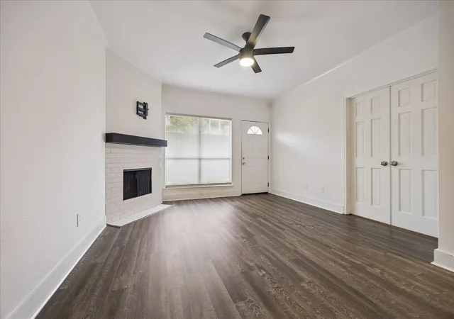 2nd image of 5711 Sugar Hill Dr #119, Houston, TX 77057 | MLS# 18979116