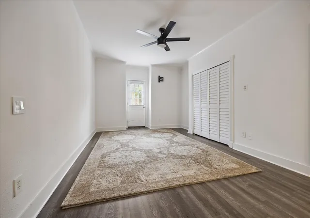 5th image of 5711 Sugar Hill Dr #119, Houston, TX 77057 | MLS# 18979116