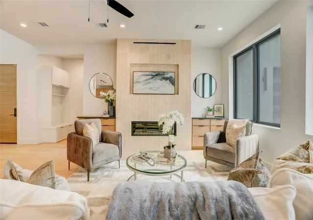 Single family home for sale at 5409 Chevy Chase #B, Houston, TX 77056 | MLS# 86737116 | Listing updated on 2026-09-15