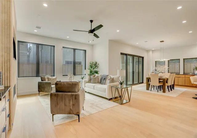Photo 2 of Single family home for sale at 5409 Chevy Chase #B, Houston, TX 77056 | MLS# 86737116 | Listing updated on 2026-09-15
