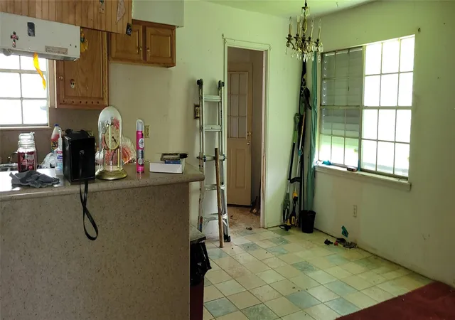 4th image of 1019 Roosevelt St, La Marque, TX 77568 | MLS# 35967290