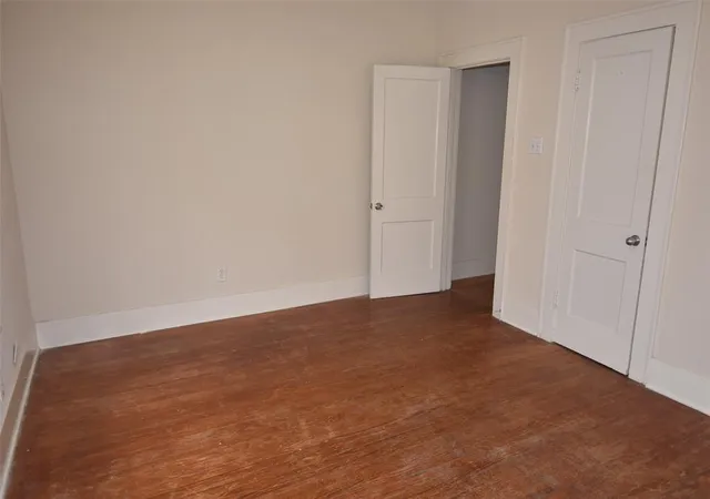 20th image of 4618 Clay St, Houston, TX 77023 | MLS# 79687771