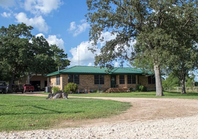 2nd image of 134 Private Road 1006, Hallettsville, TX 77964 | MLS# 10155223