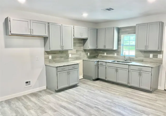 Photo 3 of Single family home for sale at 1785 S Byrd Ave, Shepherd, TX 77371 | MLS# 55809152 | Listing updated on 2026-08-07