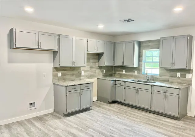 Photo 4 of Single family home for sale at 1785 S Byrd Ave, Shepherd, TX 77371 | MLS# 55809152 | Listing updated on 2026-08-07