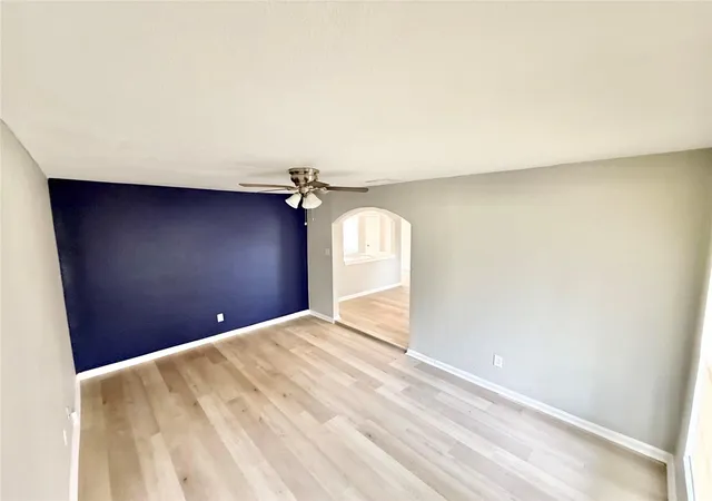 Photo 3 of Single family home for sale at 5715 Lakefield Dr, Houston, TX 77033 | MLS# 97282305 | Listing updated on 2026-08-20