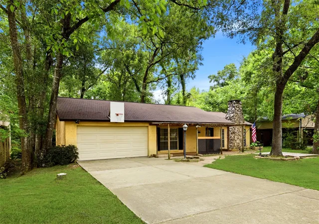 Homes for sale in Conroe, TX | 235 Thunderbird Ct, Conroe, TX 77304 | MLS# 83795178