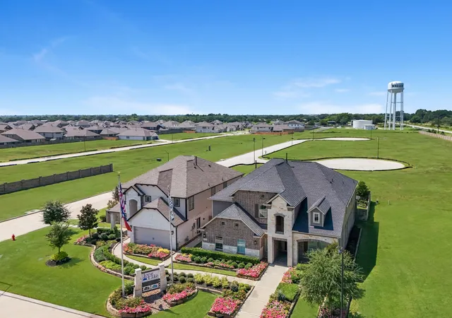3rd image of 413 Hampton Edge Ln, Waller, TX 77484 | MLS# 64084020