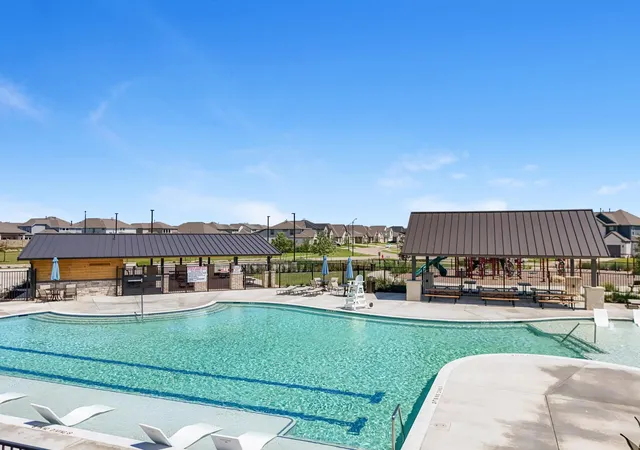 5th image of 413 Hampton Edge Ln, Waller, TX 77484 | MLS# 64084020