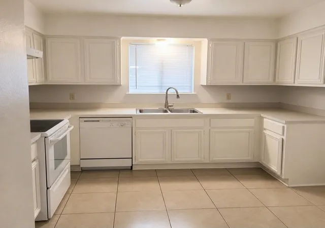 Photo 3 of Single family home for sale at 11034 Petworth Dr, Houston, TX 77072 | MLS# 37777950 | Listing updated on 2026-09-05