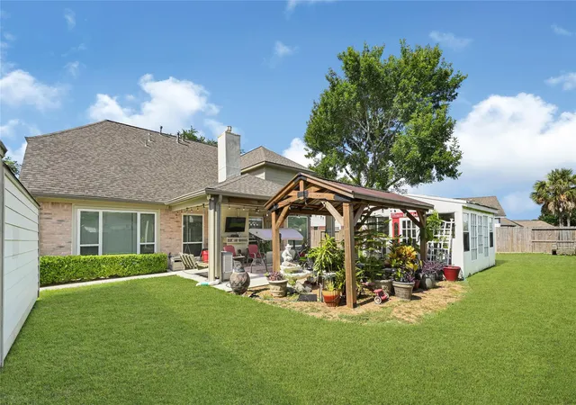 40th image of 2205 W Van Trease Dr, Deer Park, TX 77536 | MLS# 96616663