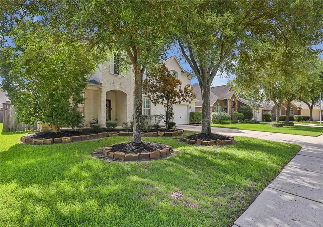 2nd image of 14710 Jordanbranch Ln, Humble, TX 77396 | MLS# 34053822