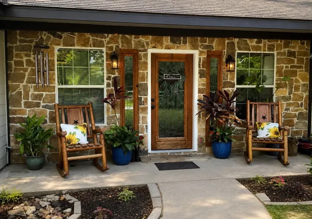 Photo 4 of Single family home for sale at 124 County Rd 3185, Cleveland, TX 77327 | MLS# 52107828 | Listing updated on 2026-09-04