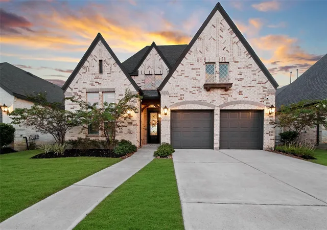1st image of 5114 Prairie Gourd Mdw, Manvel, TX 77578 | MLS# 30502159