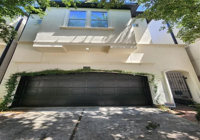 Photo 3 of Single family home for sale at 5706 Petty St, Houston, TX 77007 | MLS# 44668060 | Listing updated on 2026-08-23