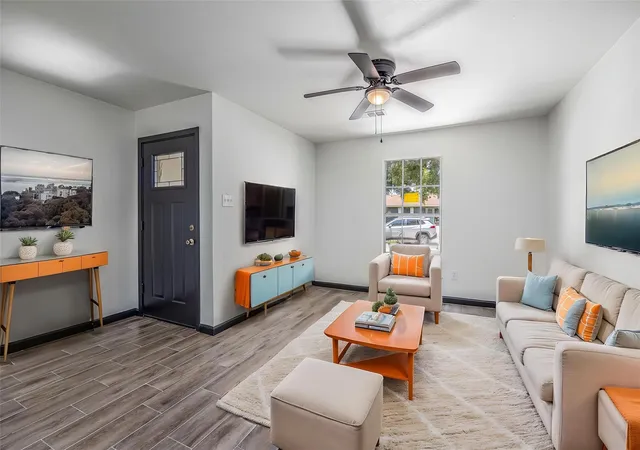 2nd image of 2915 Avenue O, Nederland, TX 77627 | MLS# 62813647