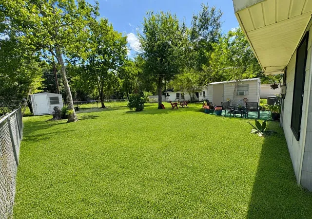 23rd image of 208 W Center St, Eagle Lake, TX 77434 | MLS# 66108742