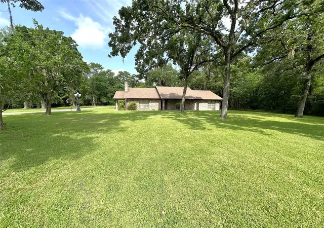 Homes for sale in Huntsville, TX | 113 Fm 3454 Rd, Huntsville, TX 77320 | MLS# 74685678