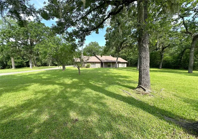 Homes for sale in Huntsville, TX | 113 Fm 3454 Rd, Huntsville, TX 77320 | MLS# 74685678