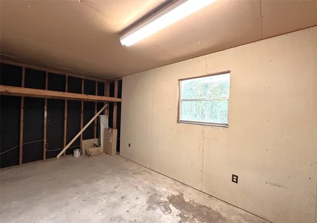 Homes for sale in Huntsville, TX | 113 Fm 3454 Rd, Huntsville, TX 77320 | MLS# 74685678