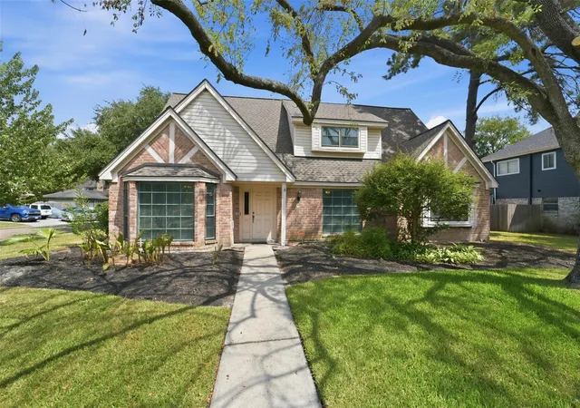 Photo 1 of Single family home for sale at 8130 Fernbrook Ln, Houston, TX 77070 | MLS# 77750523 | Listing updated on 2026-09-12