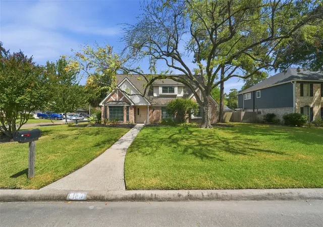 Photo 3 of Single family home for sale at 8130 Fernbrook Ln, Houston, TX 77070 | MLS# 77750523 | Listing updated on 2026-09-12