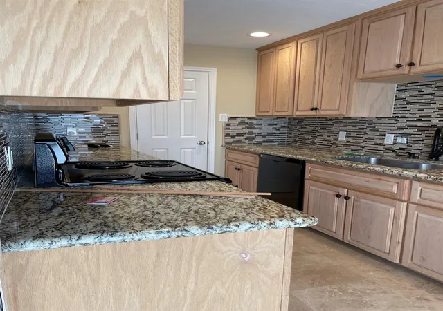Photo 3 of Single family home for sale at 6831 Wellwood Ct, Houston, TX 77083 | MLS# 61768299 | Listing updated on 2026-08-27