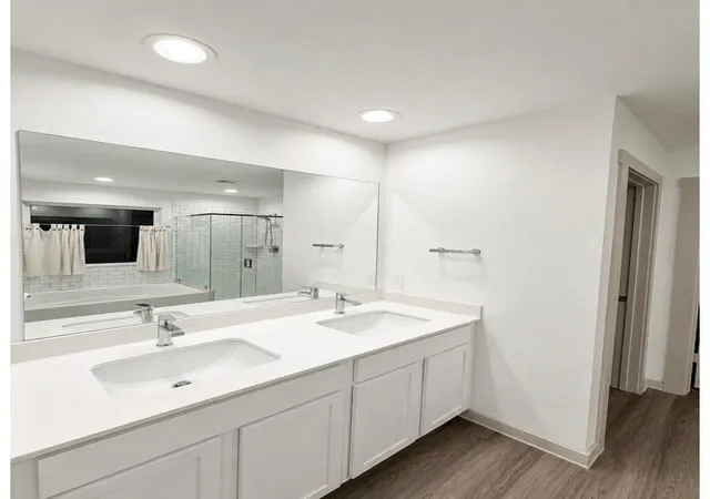 Photo 3 of Single family home for sale at 16 Desert Spring Ln, Manvel, TX 77578 | MLS# 71056051 | Listing updated on 2026-09-24