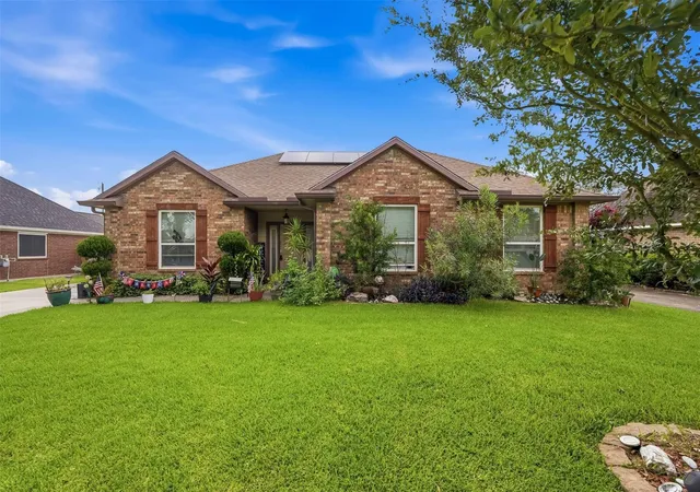 Photo 1 of Single family home for sale at 2610 18th Street N, Texas City, TX 77590 | MLS# 56642831 | Listing updated on 2026-09-02