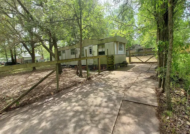 Homes for sale in Groveton, TX | 324 E Second St, Groveton, TX 75845 | MLS# 25611448