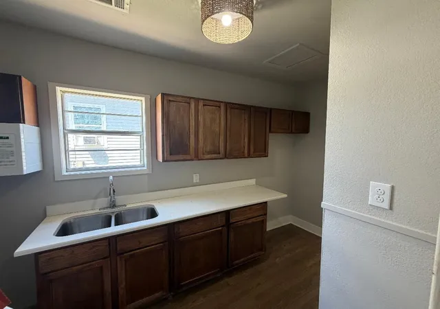 Photo 3 of Single family home for sale at 3275 Brandon St, Beaumont, TX 77705 | MLS# 34553267 | Listing updated on 2026-09-10