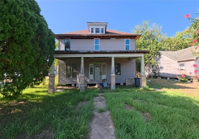 Photo 1 of Multi family home for sale at 1303 5th St, Bay City, TX 77414 | MLS# 65712520 | Listing updated on 2026-09-15