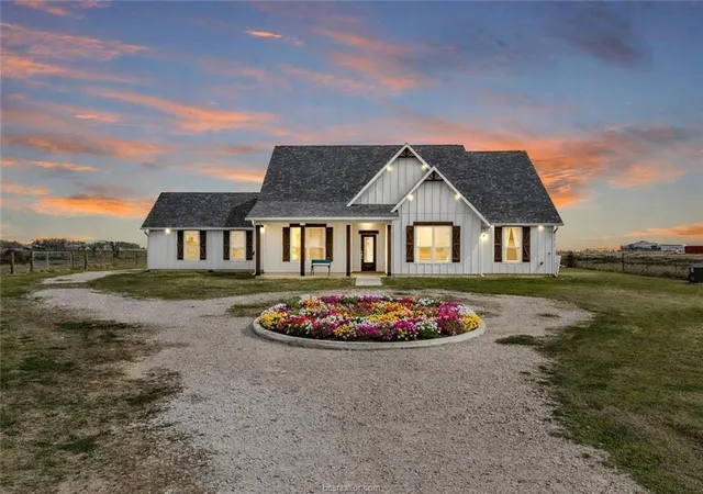 Photo 2 of Land for sale at 36244 Cochran Rd, Waller, TX 77484 | MLS# 94739479 | Listing updated on 2026-08-27