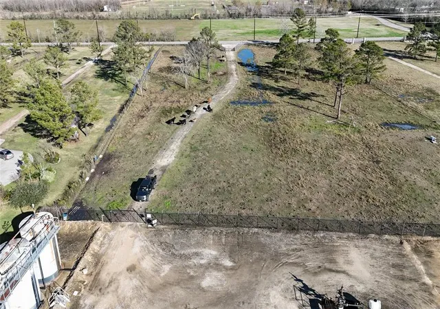 3rd image of 0 N Main St St, Baytown, TX 77521 | MLS# 49027497