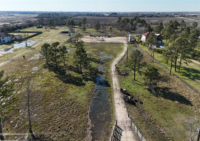 4th image of 0 N Main St St, Baytown, TX 77521 | MLS# 49027497