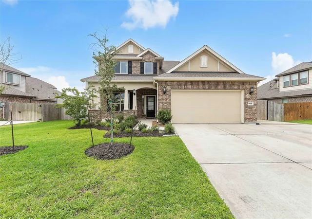Homes for sale in Mont Belvieu, TX | 9818 Colonial Downs Dr, Mont Belvieu, TX 77523 | MLS# 28281988