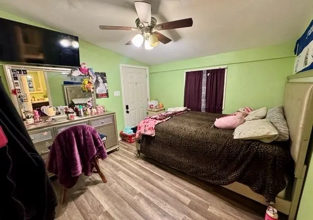 Photo 3 of Single family home for sale at 1106 40th Street, Galveston, TX 77550 | MLS# 60977318 | Listing updated on 2026-09-11