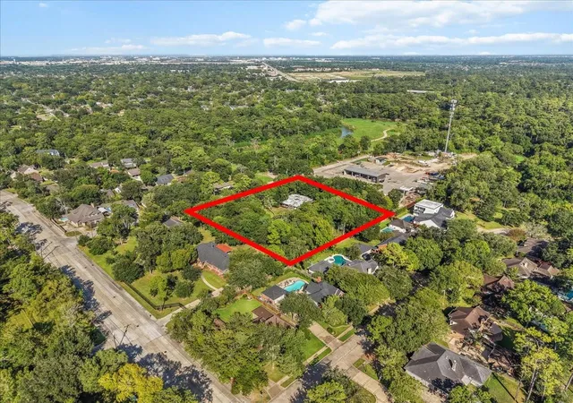 Photo 1 of Land for sale at 1304 Deepwood Dr, Fiendswood, TX 77546 | MLS# 41256767 | Listing updated on 2026-08-26