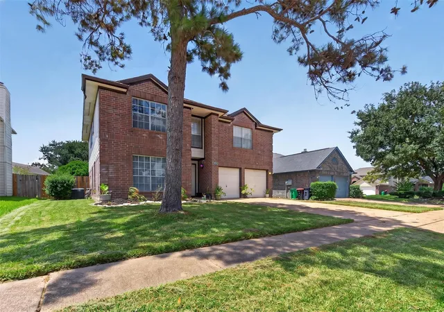 3rd image of 4514 Green Fawn Ln, Fresno, TX 77545 | MLS# 85864369