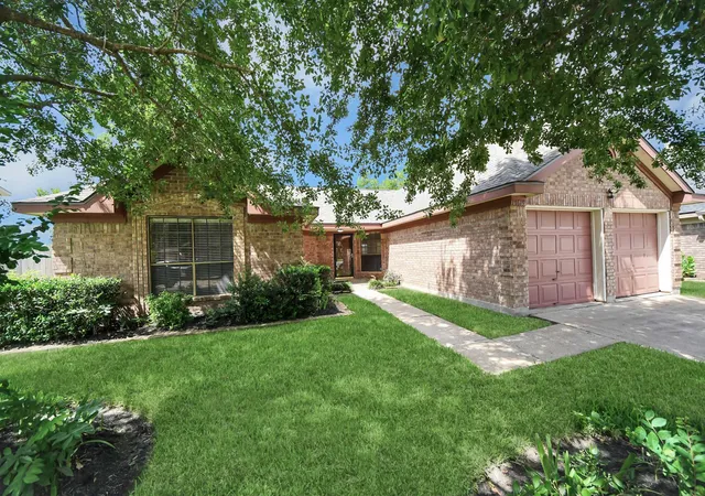 Photo 3 of Sale Pending at 17619 Hamilwood Dr, Houston, TX 77095 | MLS# 83161368 | Listing updated on 2026-09-04