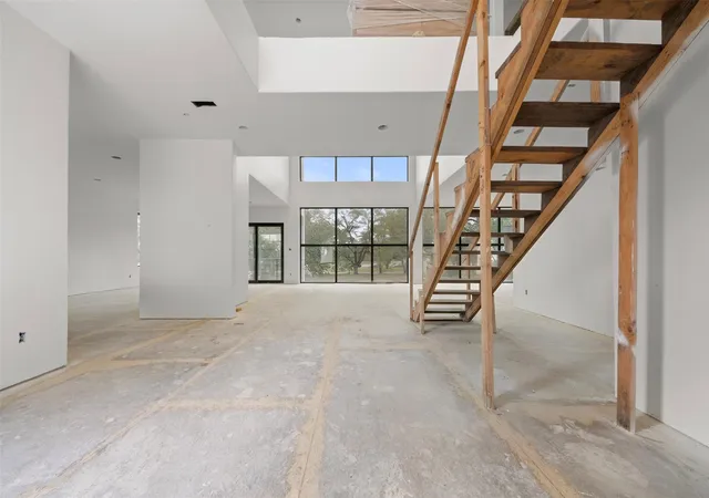 3rd image of 5030 Braesheather Dr, Houston, TX 77096 | MLS# 2844560