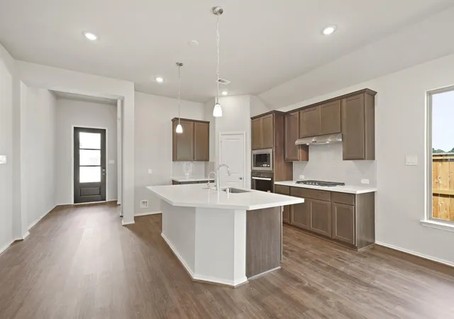 Photo 3 of Single family home for sale at 32526 Sweetgum Holw Ct, Spring, TX 77386 | MLS# 16841502 | Listing updated on 2026-09-17