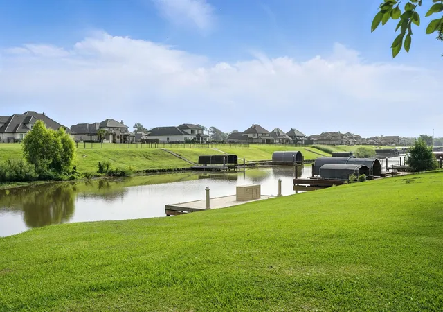 2nd image of 18984 Harbor Side Blvd, Montgomery, TX 77356 | MLS# 56838822